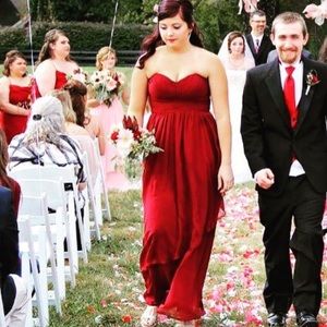 Maroon/ burgundy bridesmaids dress!